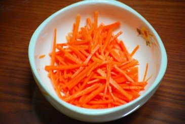 색색깔로 고운 삼색초밥