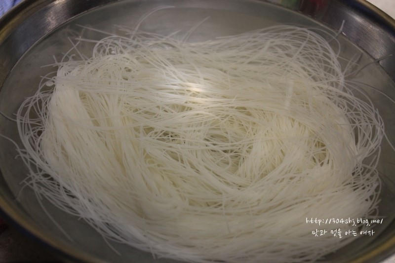 http://www.10000recipe.com/recipe/4439165 베트남 쌀국수 만들기