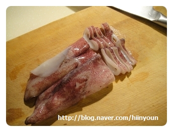 칼칼한 오징어 애호박 찌개