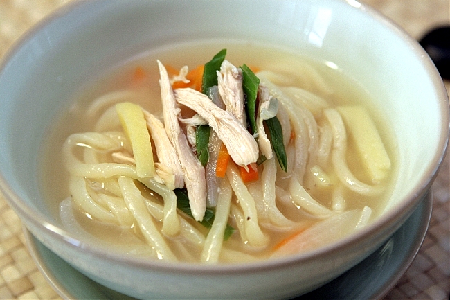 닭칼국수