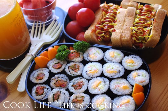 주말 나들이 도시락 - 참치김밥, 샐러드 김밥, 식빵핫도그