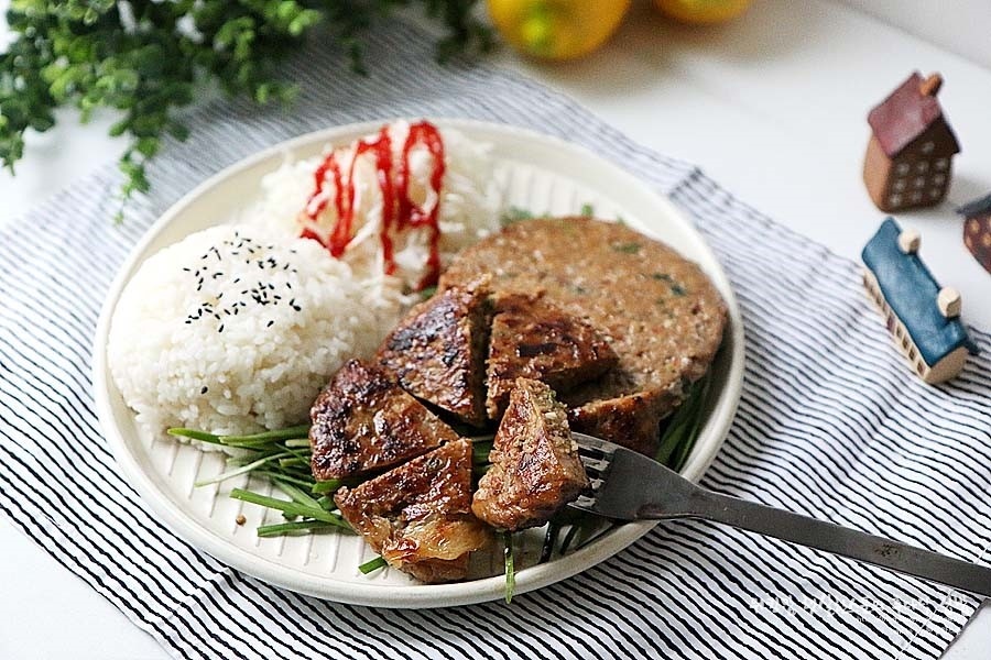 육즙가득 떡갈비 (전주 한옥떡갈비)