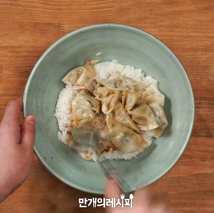 야간매점 TV요리! 지성의 만두밥!!