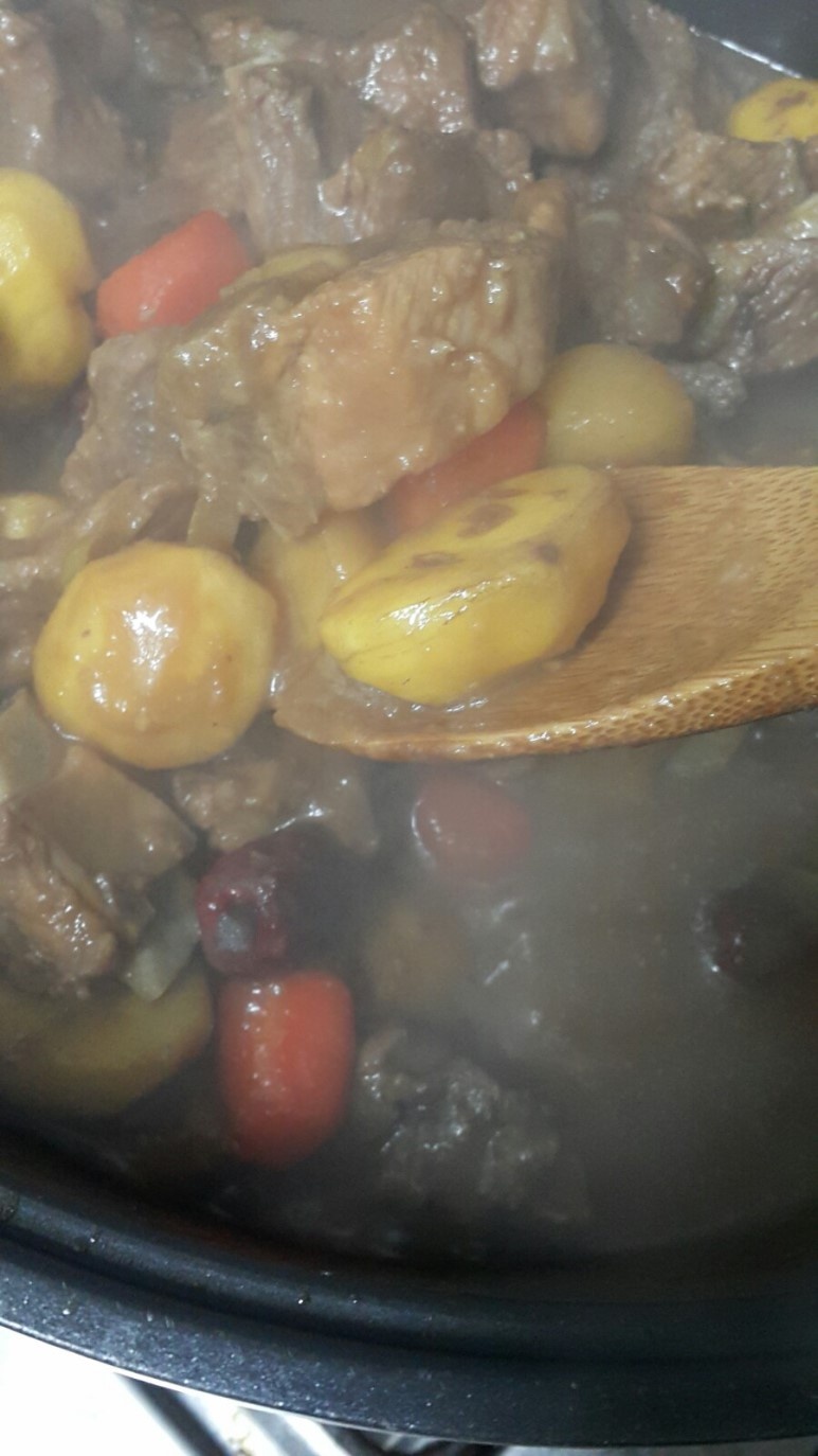 바나나소스라 더 맛있는 돼지갈비찜