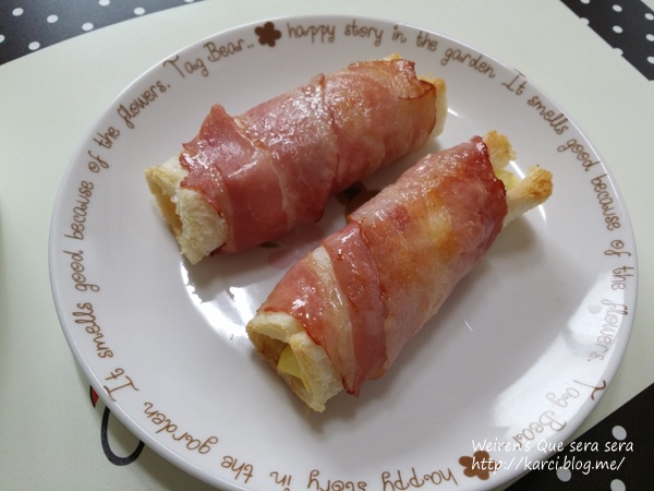간단하고 맛있는 베이컨롤 에그 토스트 만들기