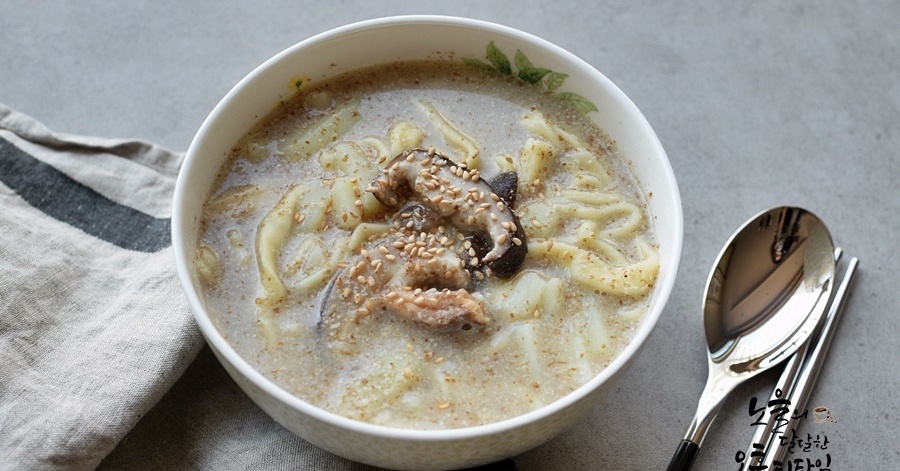 들깨칼국수