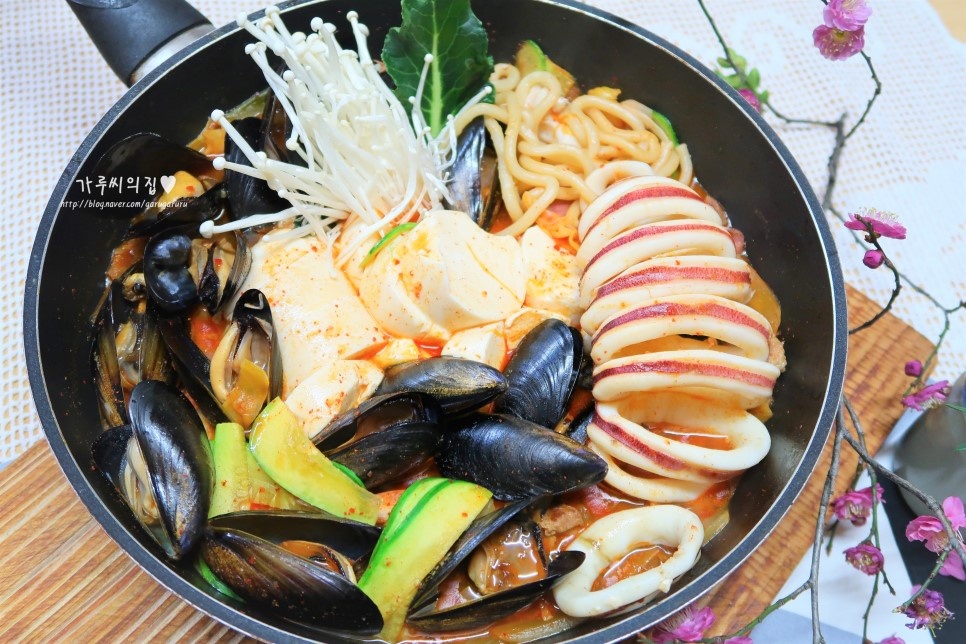 해물짬뽕~ 기분 좋은 시원칼칼한 국물맛