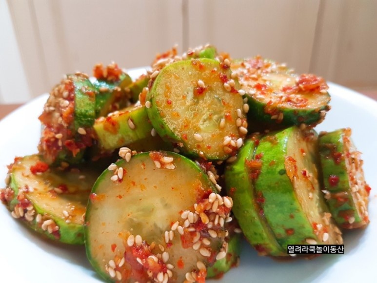 초간단 시골스타일 밑반찬 간장 오이무침