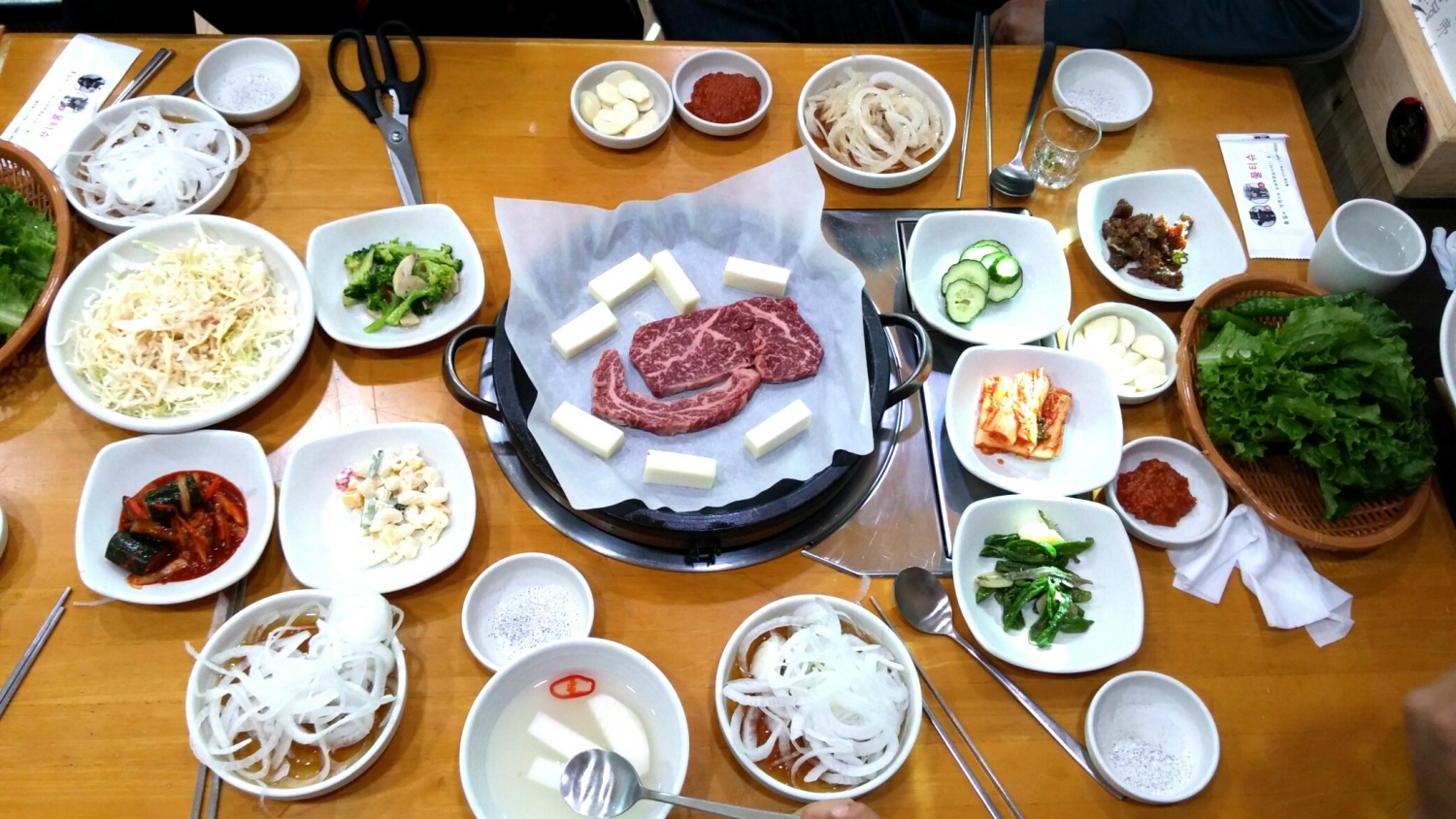친정부모님과 함께한 카라반여행사천에서 2일.지리산폐교 야영장에서 1일공룡박물관. 기차마을.마지막으로 임실치즈 테마파크에서 치즈와 한우.... 